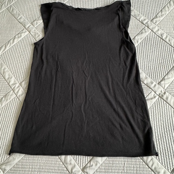 LOFT Black Flutter Sleeve Tee w silk trim at neck and sleeves Sz M - Picture 2 of 5
